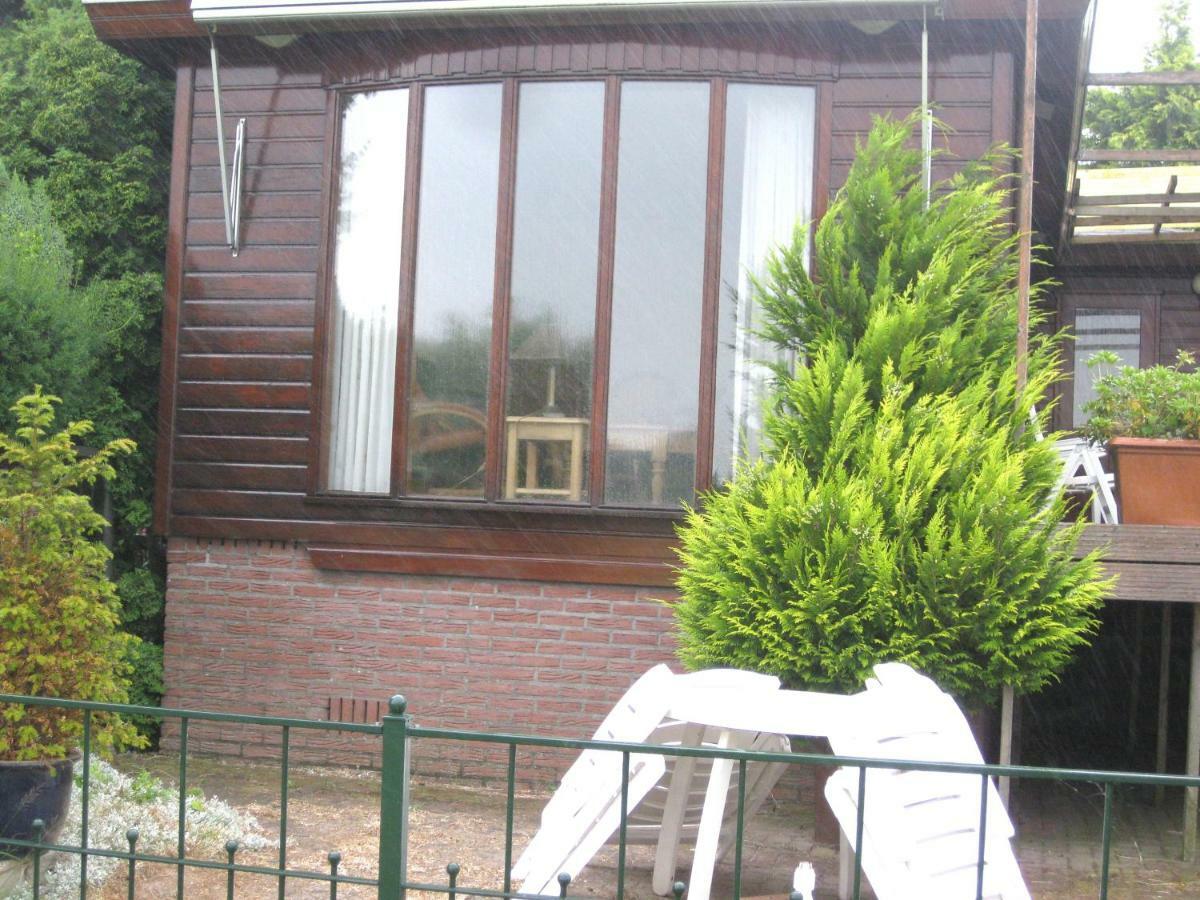 Hotel Garni Ijsselzicht Veessen Bagian luar foto